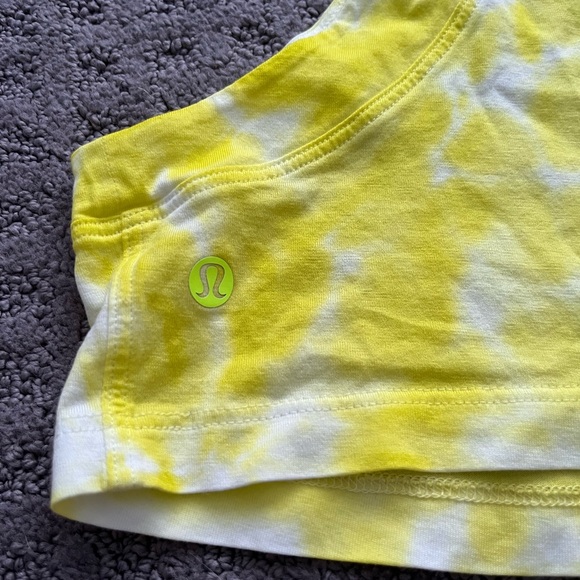 LuluLemon cropped tank - Picture 2 of 3